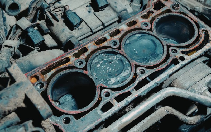 Wymiana uszczelki pod głowicą – najważniejsze informacje